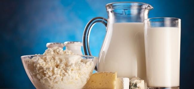 هل يسبب لك الحليب الإسهال والانتفاخ؟ إليك الحقيقة! 