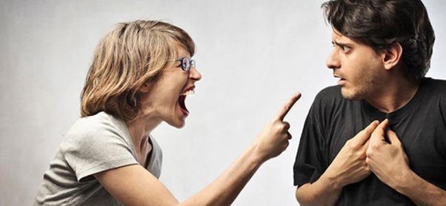 ماذا تفعلي لو علمتِ أن زوجك قد تزوج صديقتك المقربة؟